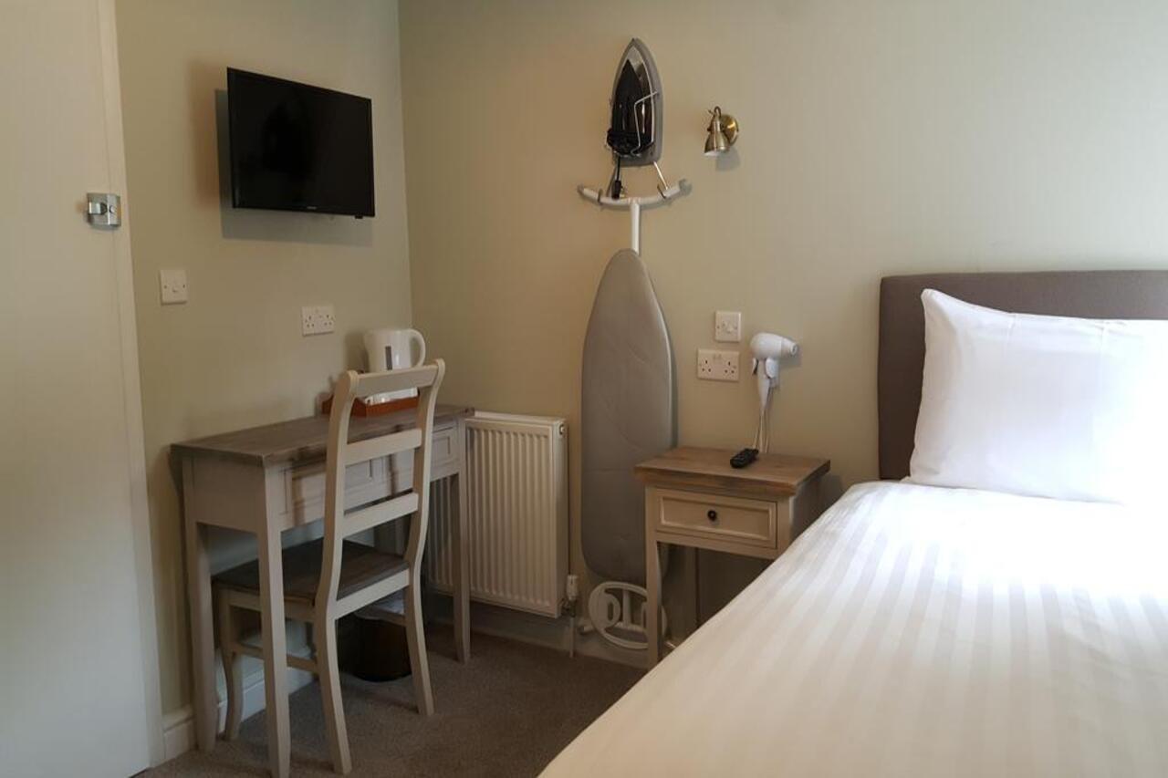Rye Court Hotel High Wycombe Buitenkant foto