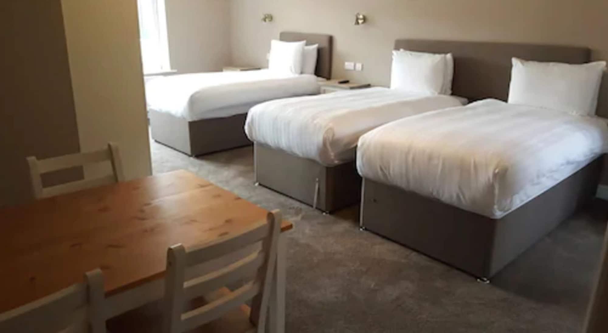 Rye Court Hotel High Wycombe Buitenkant foto